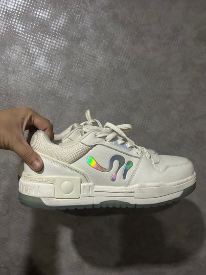 BAOJI x TREASURE สีขาว