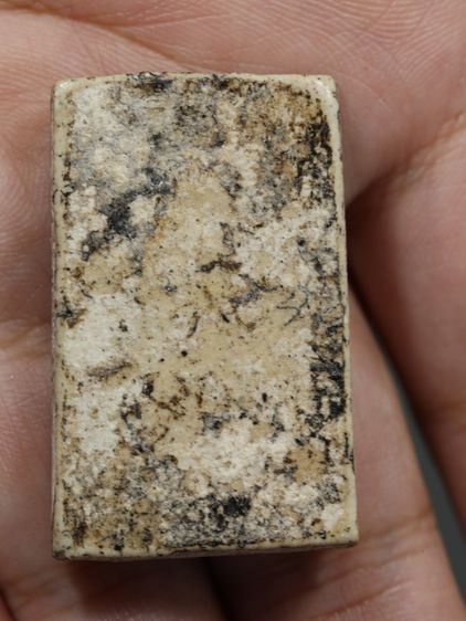 รหัส 409 - พระสมเด็จพิมพ์ฐานแซม วัดระฆังโฆสิตาราม สภาพสวยสมบูรณ์ มวลสารชัดเจน รับประกันตรงปกตามรูปภาพค่ะ จากหีบโบราณ” โทร 0933253888 รูปที่ 6