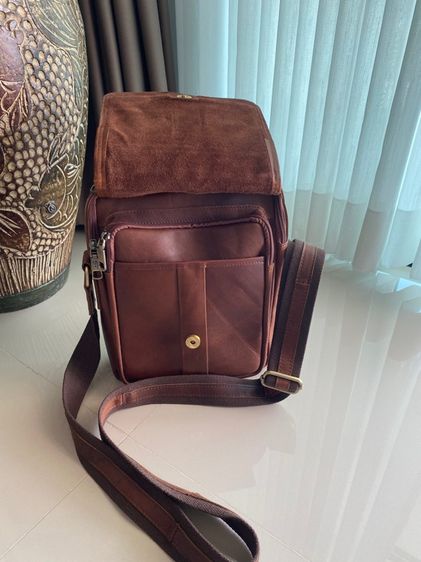 กระเป๋าสะพายหนังวัวแท้ทั้งใบสวยมาก รูปที่ 2