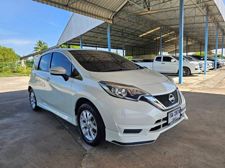 Nissan Note 2021 1.2 V Sedan เบนซิน ไม่ติดแก๊ส เกียร์อัตโนมัติ ขาว รูปที่ 3