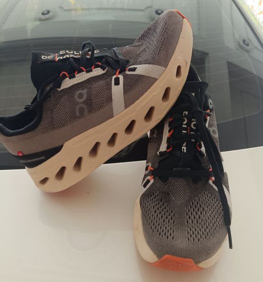 ขสย On Cloud Eclipse size 42-270cm ของแท้ สภาพสวย