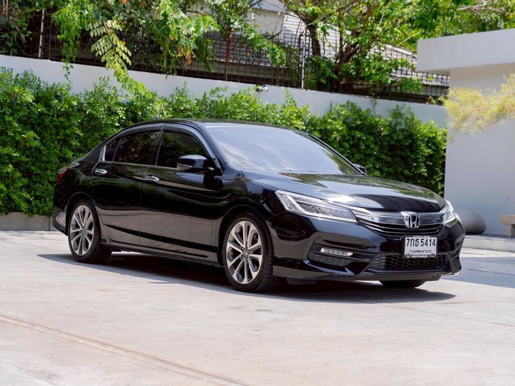 Honda Accord 2018 2.0 EL Sedan เบนซิน ไม่ติดแก๊ส เกียร์อัตโนมัติ ดำ