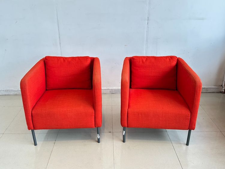 เก้าอี้ แบรนด์ IKEA รุ่น EKERÖ เบาะผ้าสีส้ม รูปที่ 2