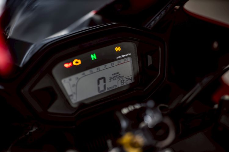 HONDA CBR500R  2017 รูปที่ 6