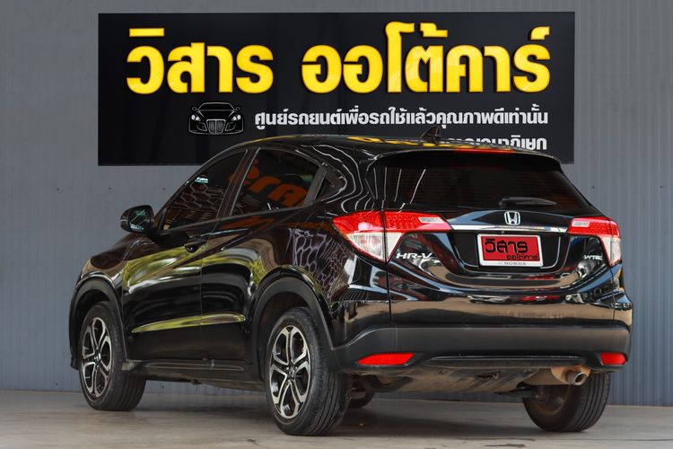 Honda HR-V 2020 1.8 E Sedan เบนซิน ไม่ติดแก๊ส เกียร์อัตโนมัติ ดำ รูปที่ 4
