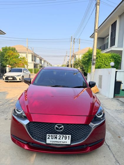 รถ Mazda Mazda 2 1.3 C สี แดง