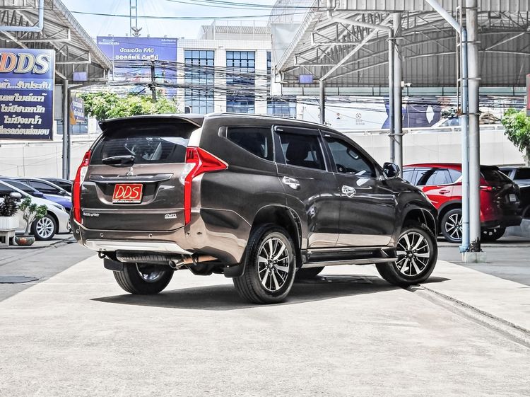Mitsubishi Pajero Sport 2016 2.4 GT Premium 4WD Utility-car ดีเซล เกียร์อัตโนมัติ น้ำตาล รูปที่ 2