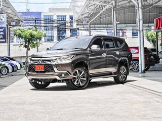 Mitsubishi Pajero Sport GT Premium 4WD ปี 2016 รุ่นท็อปสุด 4WD สภาพสวยมาก วิ่งมาเฉลี่ยปีล่ะ 20,000 กม. 