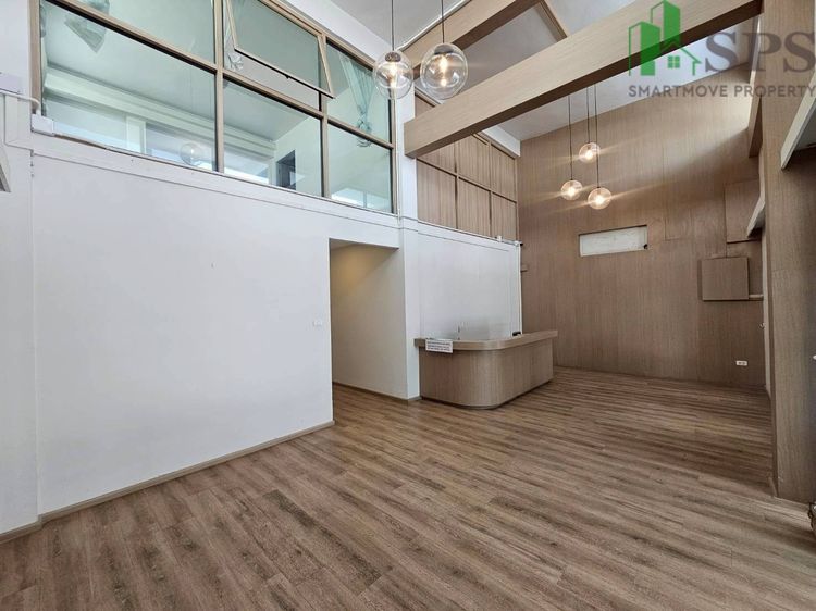 มีบางส่วน ให้เช่า Home office ขนาดใหญ่ 3 ชั้นครึ่ง บนทำเล สุขุมวิท 50 (SPSP652)  รูปที่ 4