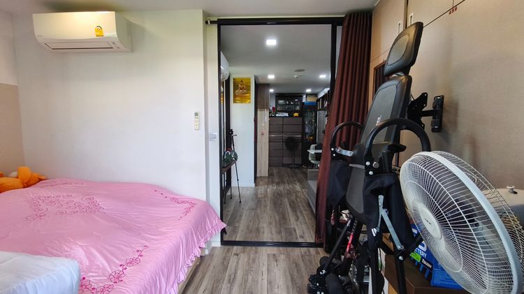 อื่นๆ ตกแต่งครบ 2020 💥ขายถูกที่สุดในโครงการ💥ลดทันที 150,000 บาท ‼️ 🏦 Atmoz รัชดา-ห้วยขวาง 2 ห้องนอน 1 ห้องน้ำ 1 ครัวปิด ฟรี‼️เฟอร์นิเจอร์+เครื่องใช้ไฟฟ้า รูปที่ 3