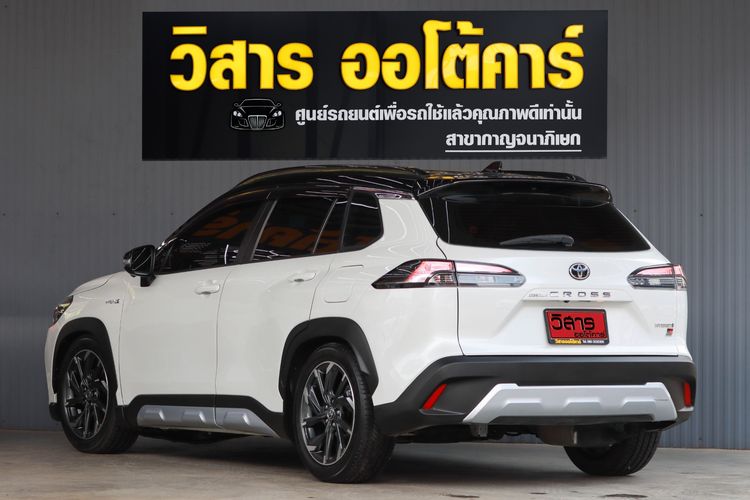 Toyota Corolla Cross 2023 1.8 Hybrid Premium Safety GR Sport Utility-car ไฮบริด ไม่ติดแก๊ส เกียร์อัตโนมัติ ขาว รูปที่ 4