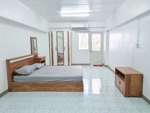 มีบางส่วน ขาย คอนโดทิพย์ธานี เรสสิเด้นท์