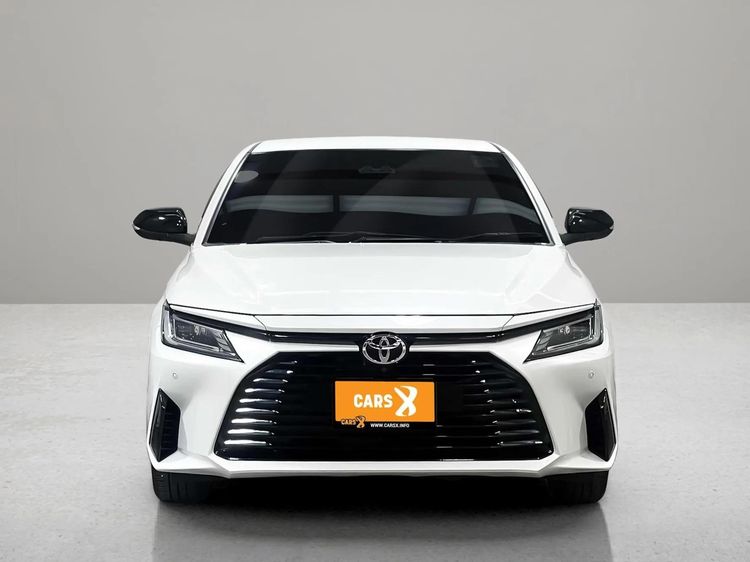 Toyota Yaris ATIV 2023 1.2 Premium Luxury Sedan เบนซิน ไม่ติดแก๊ส เกียร์อัตโนมัติ ขาว รูปที่ 2