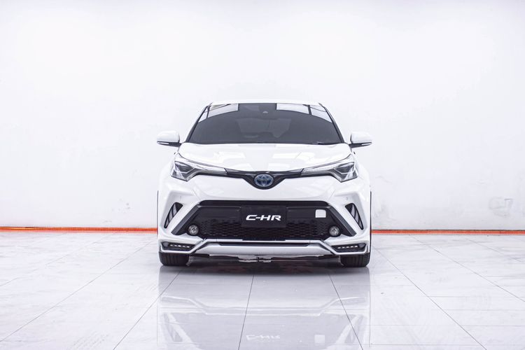 Toyota C-HR 2019 1.8 HV Hi Utility-car ไฮบริด ไม่ติดแก๊ส เกียร์อัตโนมัติ ขาว รูปที่ 4