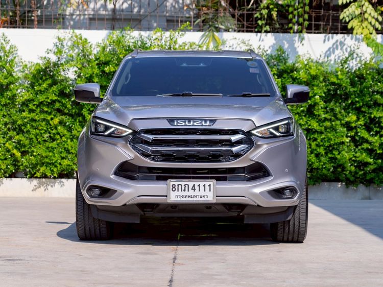 Isuzu MU-X 2022 3.0 Ultimate AT 4WD Utility-car ดีเซล ไม่ติดแก๊ส เกียร์อัตโนมัติ บรอนซ์เงิน รูปที่ 2
