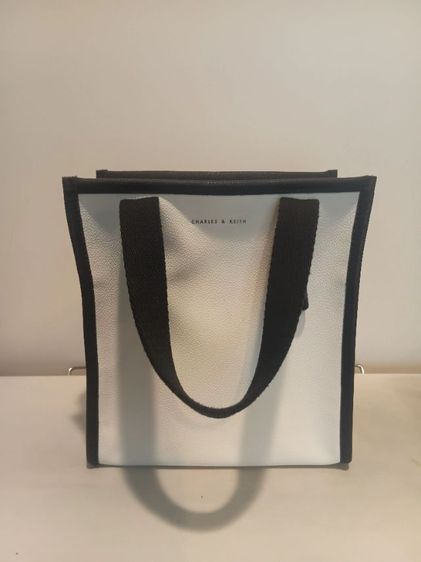 กระเป๋าถือ