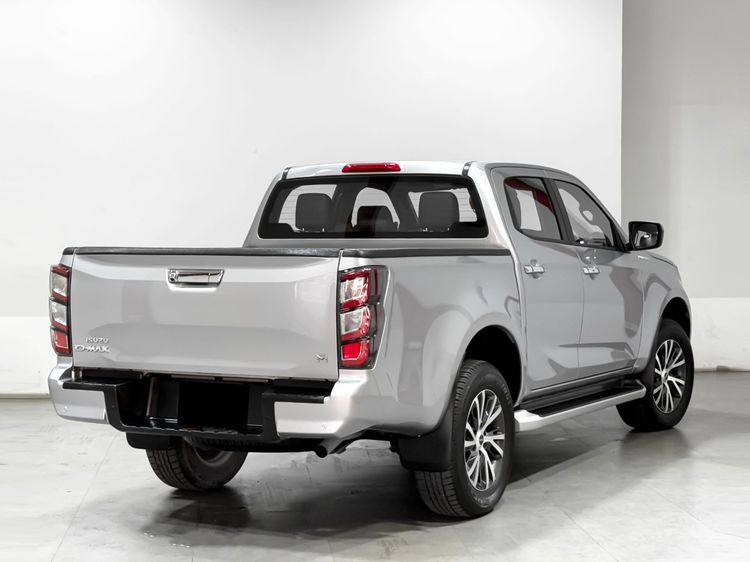 Isuzu D-MAX 2023 3.0 Hi-Lander M Pickup ดีเซล ไม่ติดแก๊ส เกียร์อัตโนมัติ บรอนซ์เงิน รูปที่ 3
