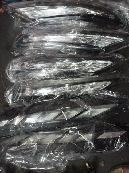 ไฟหน้า แท้ เอกแผนเดอร์ รูปที่ 3