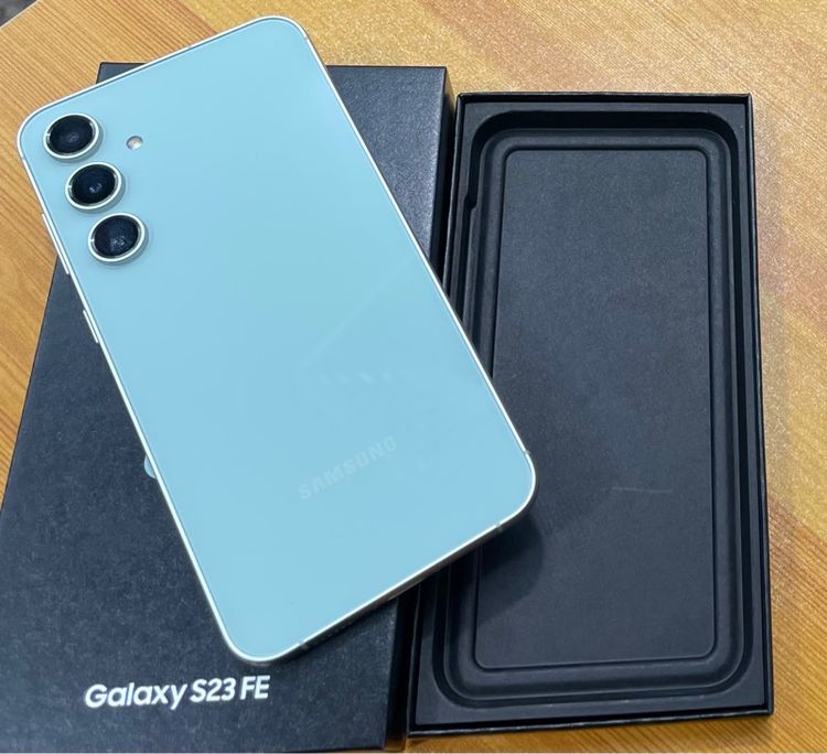 Galaxy S23 256 GB Samsung S23 FE RAM8 ROM256GB สภาพใหม่มาก
