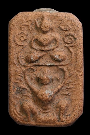 พระเนื้อดินเก่า สูง 3ซ.ม BB 372