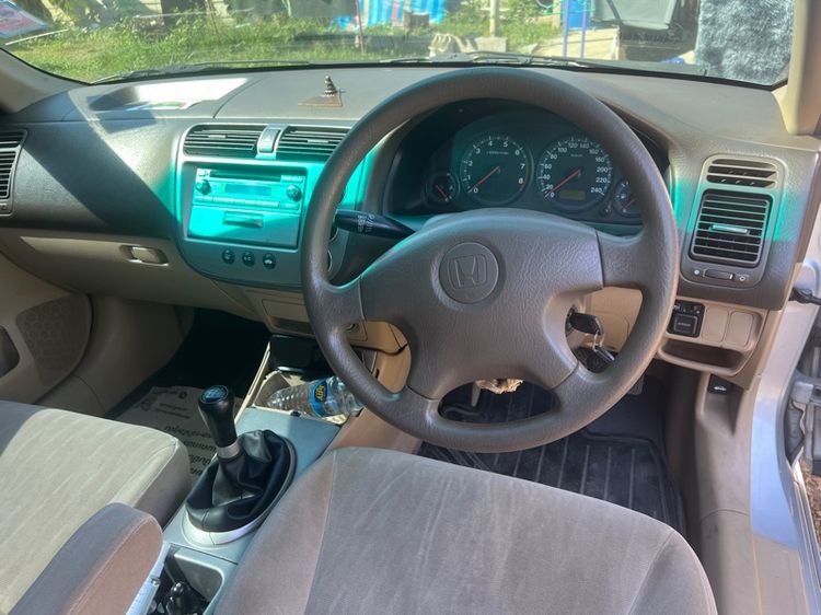 Honda Civic 2004 1.8 E i-VTEC Sedan เบนซิน เกียร์ธรรมดา บรอนซ์เงิน รูปที่ 4