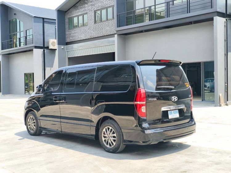Hyundai H-1  2019 2.5 Elite Van ดีเซล ไม่ติดแก๊ส เกียร์อัตโนมัติ ดำ รูปที่ 4