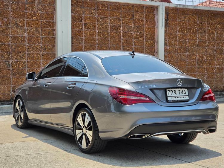 Mercedes-Benz CLA-Class 2018 CLA200 Sedan เบนซิน ไม่ติดแก๊ส เกียร์อัตโนมัติ เทา รูปที่ 4