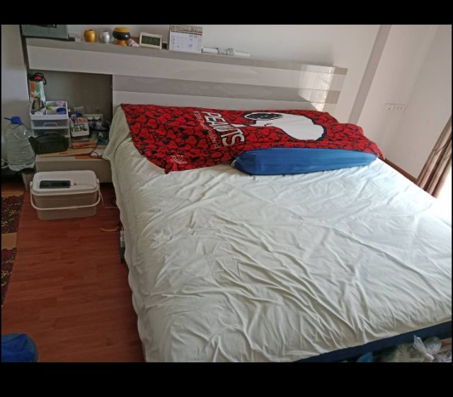 ขายเฟอร์ชุดห้องนอน 4 ชิ้น รูปที่ 2