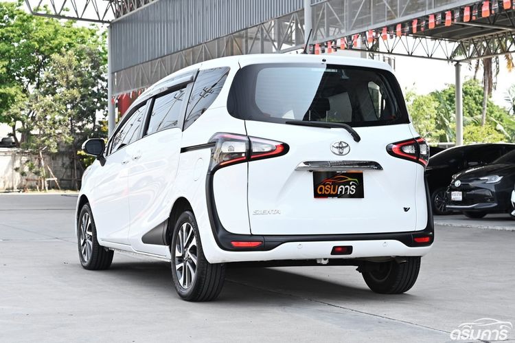 Toyota Sienta 2020 1.5 V Utility-car เบนซิน ไม่ติดแก๊ส เกียร์อัตโนมัติ ขาว รูปที่ 3