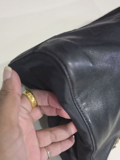 prada รูปที่ 12