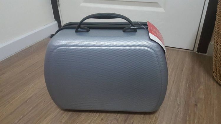 กระเป๋าสีเทา รูปที่ 2