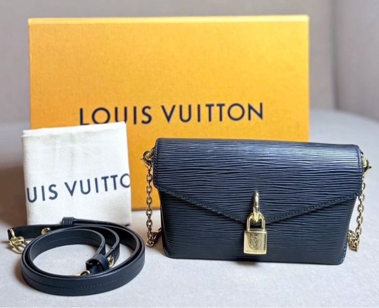 LV padlock on strap epi leather black microchip 
