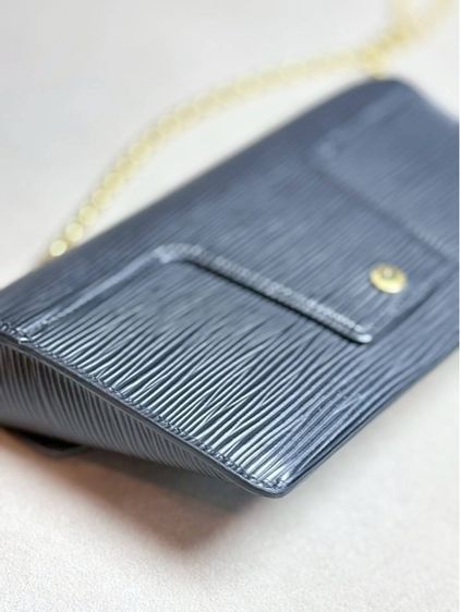 LV padlock on strap epi leather black microchip  รูปที่ 8