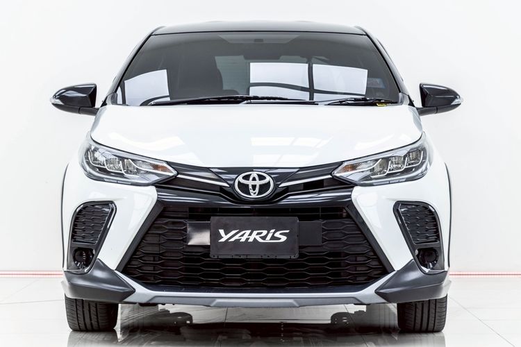 Toyota Yaris 2022 1.2 Sport X Sedan เบนซิน ไม่ติดแก๊ส เกียร์อัตโนมัติ ขาว รูปที่ 4