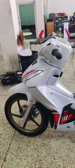 Honda Wave 125 Special Edition 2025 (รุ่น Profender Limited Edition) รูปที่ 6