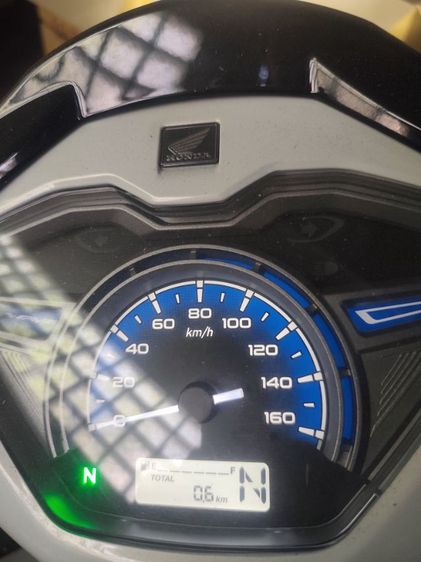 Honda Wave 125 Special Edition 2025 (รุ่น Profender Limited Edition) รูปที่ 4