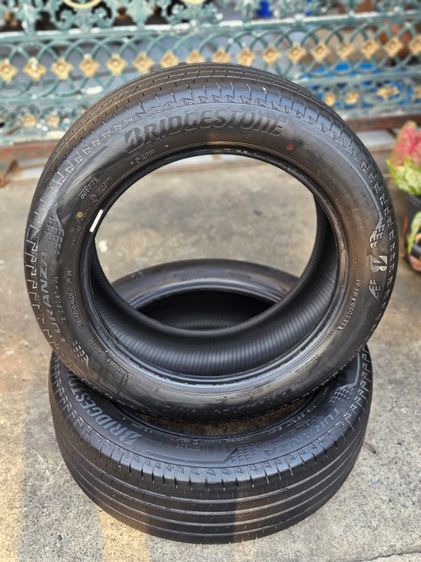 BRIDGESTONE TURANZA T005A
215 55R17 ปี22
 รูปที่ 2