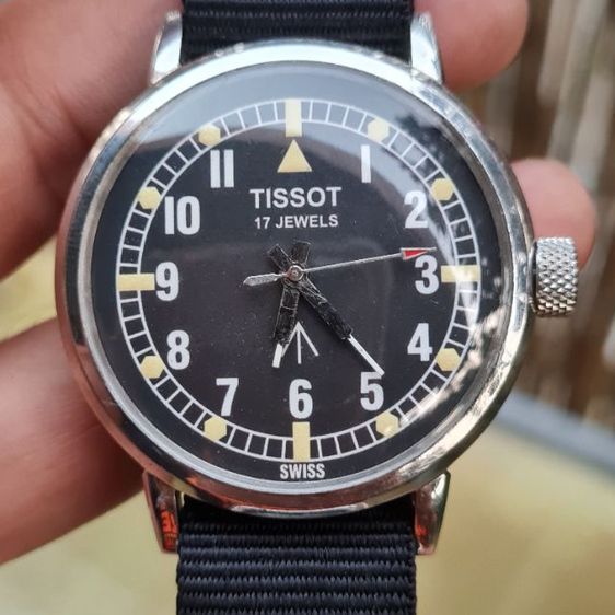 นาฬิกาวินเทจสวิสแนวทหาร Military ยี่ห้อ TISSOT เรือนใหญ่ใส่สวย รูปที่ 2