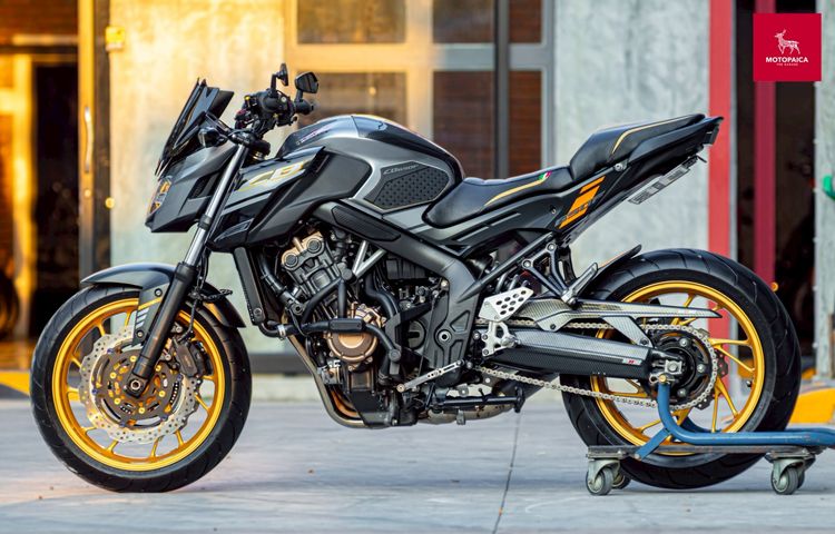 Honda CB650F ABS ปี2018 สีเทาล้อทอง วิ่ง27,000Km. ท่อBurnout รูปที่ 3