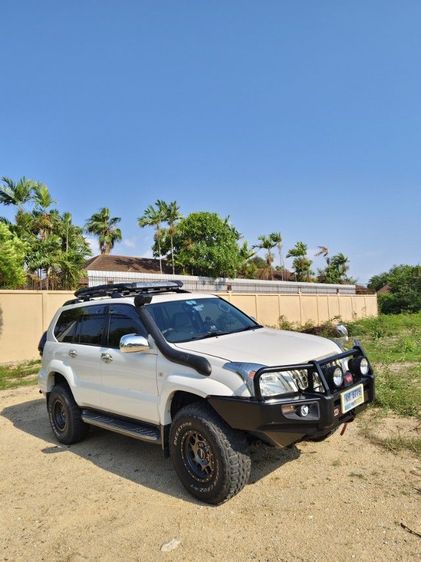 รถ Toyota Land Cruiser Prado 2.7 TX 4WD สี ขาว