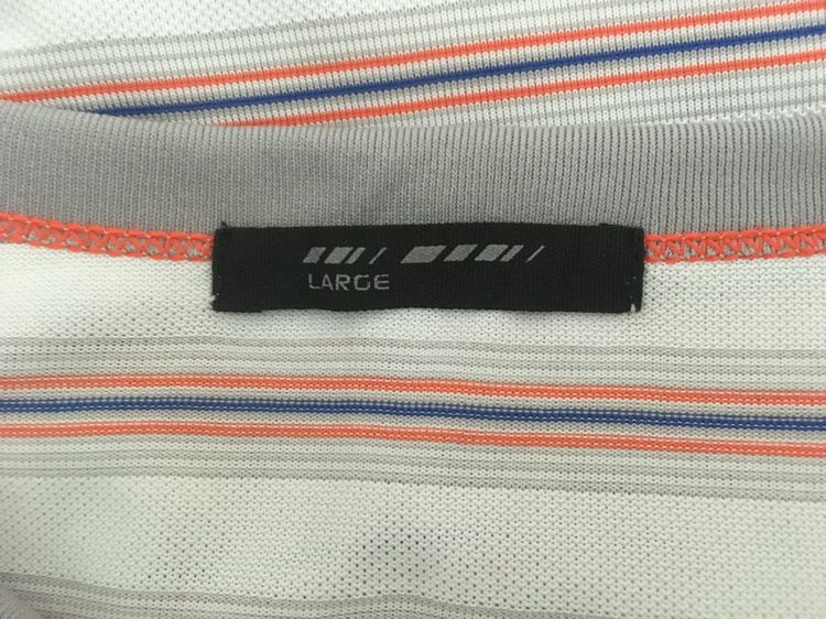 เสื้อยืด แบรนด์ UNIQLO สีลายริ้วขาวส้มน้ำเงิน รูปที่ 7