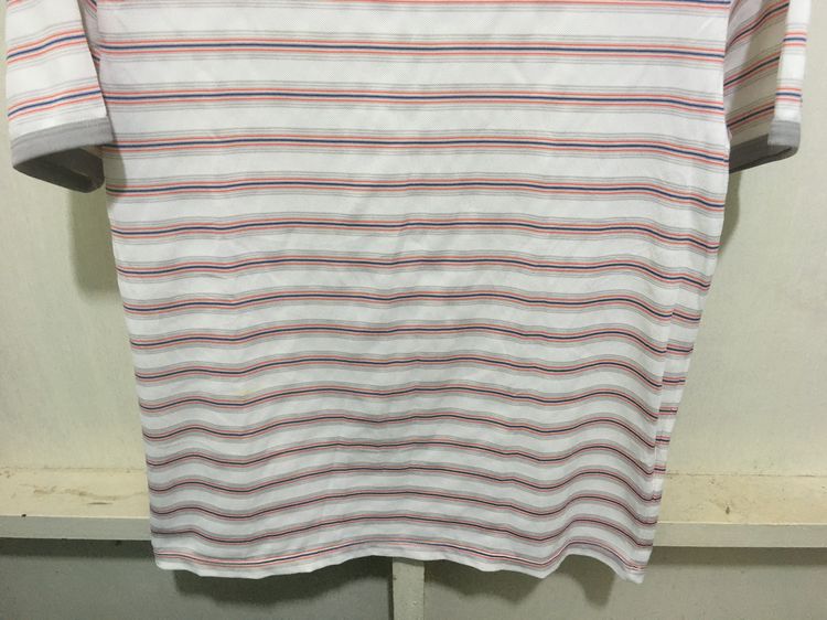 เสื้อยืด แบรนด์ UNIQLO สีลายริ้วขาวส้มน้ำเงิน รูปที่ 4