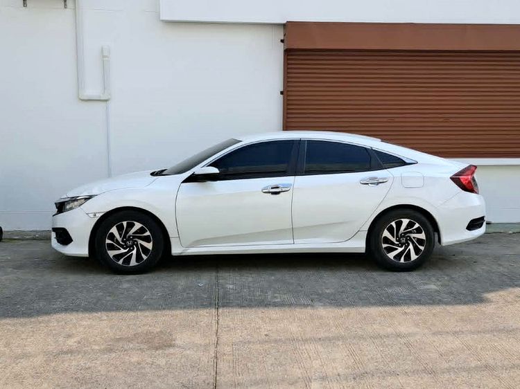Honda Civic 2017 1.8 EL i-VTEC Sedan เบนซิน ไม่ติดแก๊ส เกียร์อัตโนมัติ ขาว รูปที่ 3