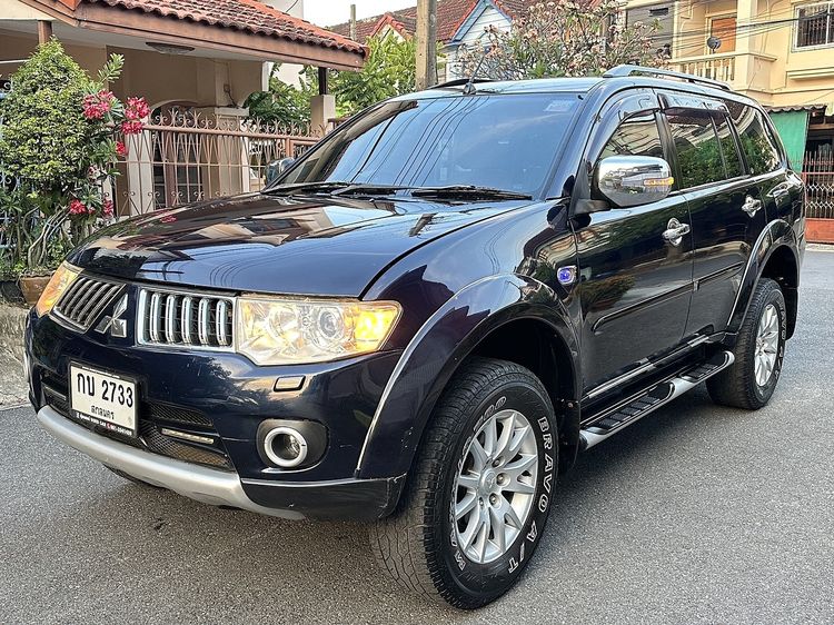 รถ Mitsubishi Pajero Sport 2.5 GT 4WD สี น้ำเงิน