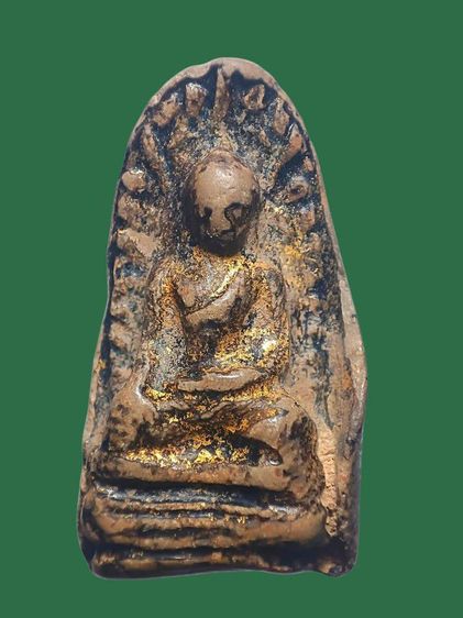 พระรอดพิมพ์ใหญ่ลงรักปิดทอง