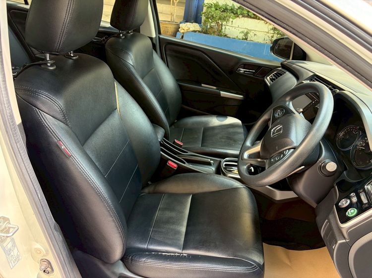 รถ Honda City 1.5 Sv Plus i-VTEC สี ขาว