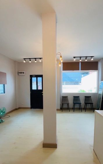 ให้เช่า พื้นที่ธุรกิจ สาทร 17 เหมาะคาเฟ่ บาร์ลับ หรือโฮมออฟฟิศ  พื้นที่ทำเลกลางเมือง บรรยากาศส่วนตัว เหมาะสำหรับคาเฟ่ บาร์ลับ รูปที่ 3