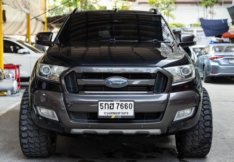 รถ Ford Ranger 3.2 Wildtrak 4WD สี ดำ