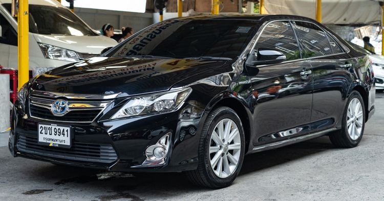 Toyota Camry 2012 2.5 Hybrid Premium Sedan ไฮบริด ไม่ติดแก๊ส เกียร์อัตโนมัติ ดำ รูปที่ 2