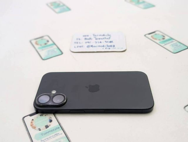 iPhone 16 128 LL สภาพสวย ขายตามสภาพ มีตัวเครื่องอย่างเดียว ไม่มีอุปกรณ์อื่น สุขภาพแบต 100 เพียง 9,990 บาท ครับ  รูปที่ 3
